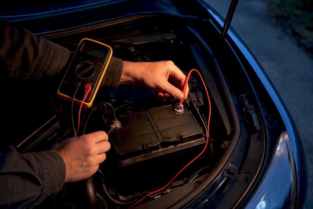 Drivers: 3 Causes of Overnight Car Battery Drain, 20 Minute Test