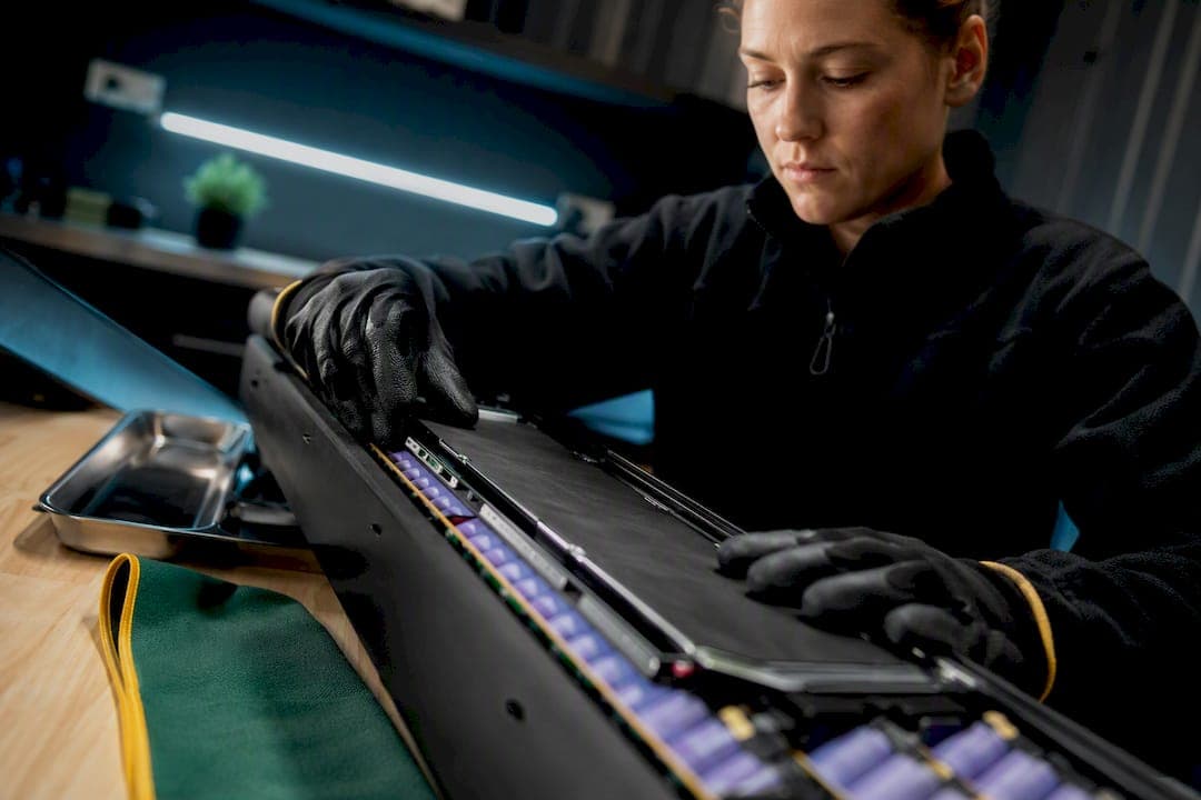 Reparar batería patinete: cuándo compensa y cuándo cambiarla